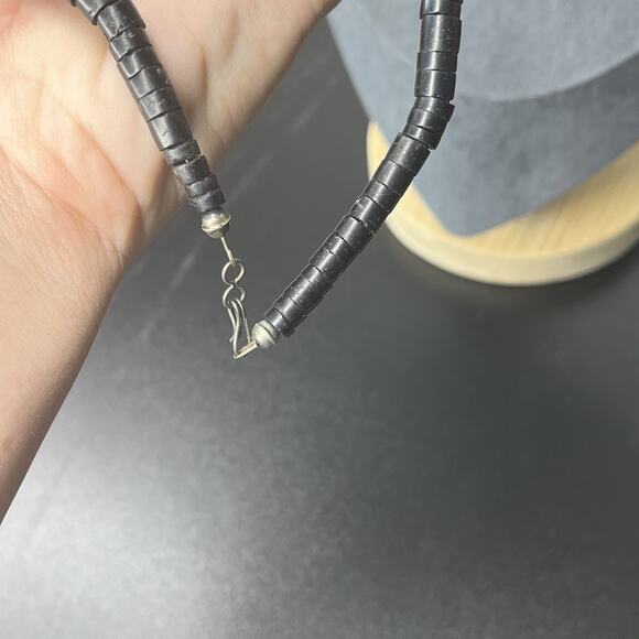 Vintage Santo Domingo Kewa Pueblo Shell Inlay Mosaic Jet Heishi Necklace 16.5" - Picture 7 of 10